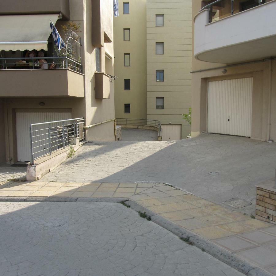 Deluxe Boutique Suite , Jacuzzi, Private Parking, Fireplace Thessaloniki Exterior photo